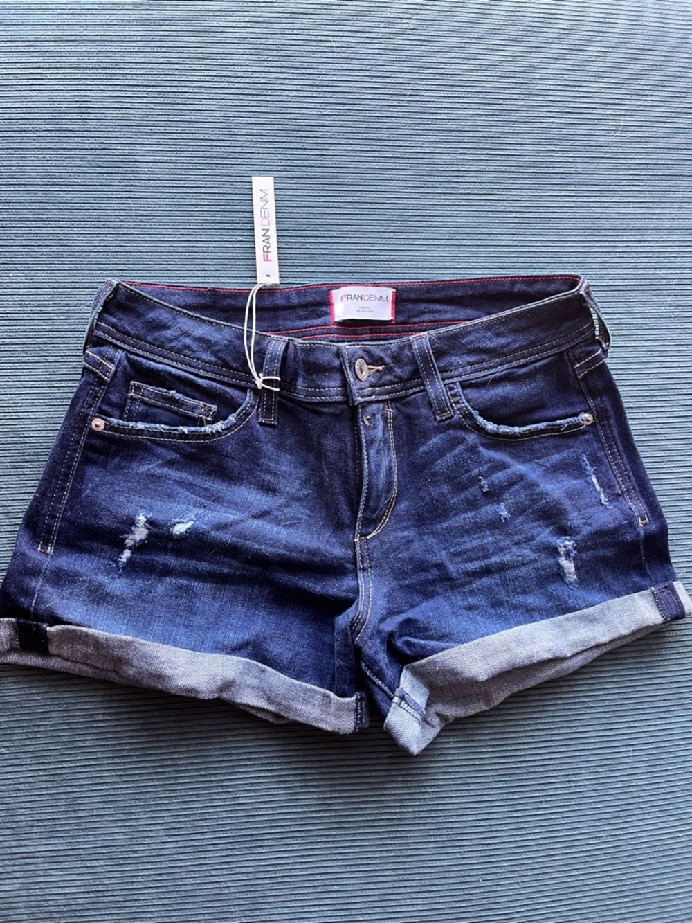 Fran Denim Molly 27 Shorts Jeans NWT Athletic Women Dark Wash Distressed Curvy